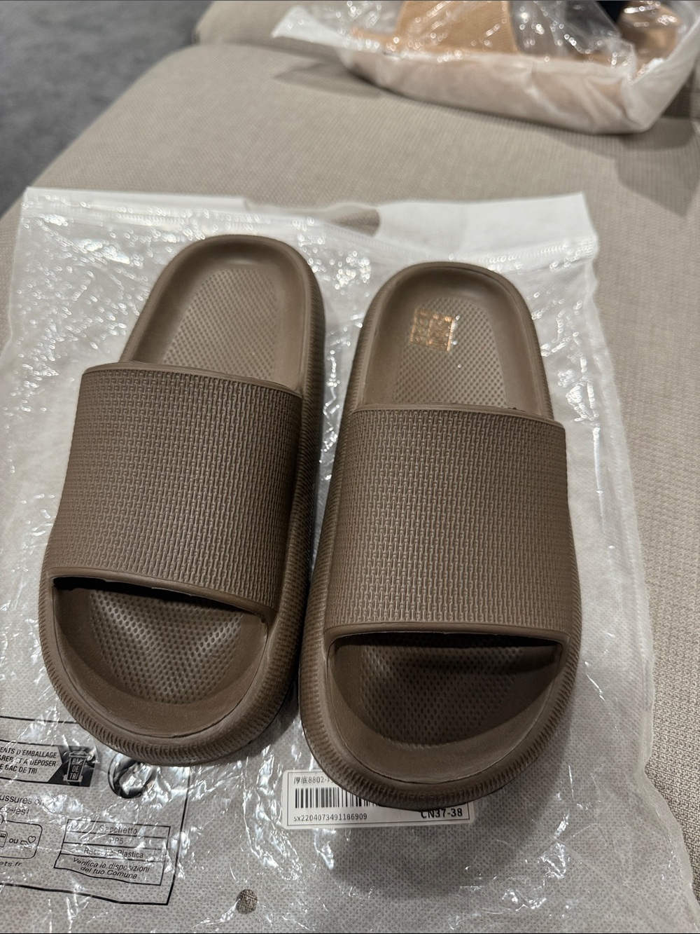 Casual Slide Sandals in Brown